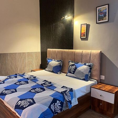 Studio Apartment In Greater Noida Dış mekan fotoğraf