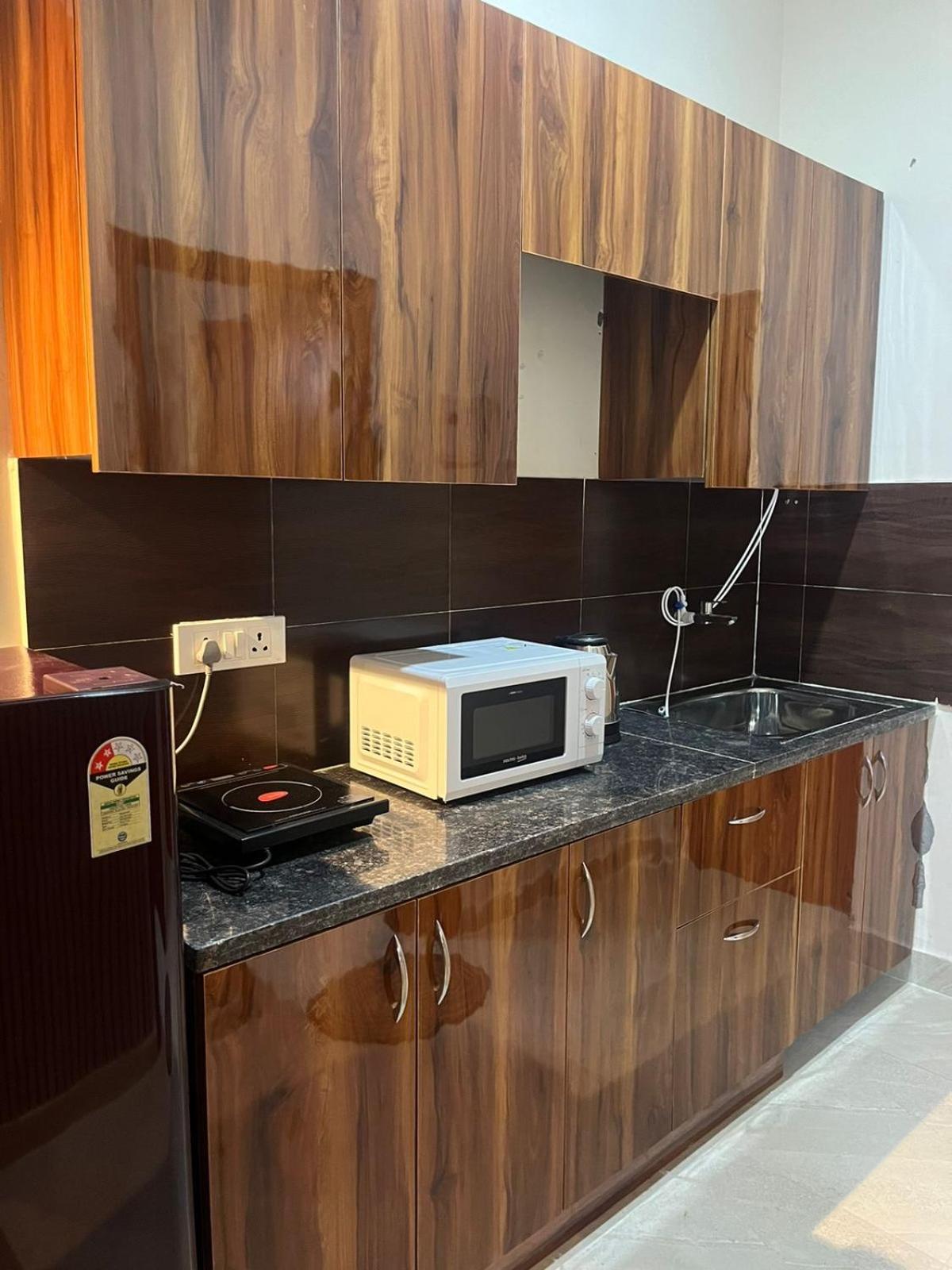 Studio Apartment In Greater Noida Dış mekan fotoğraf